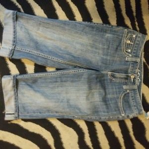 INC NWOT size 6 capris